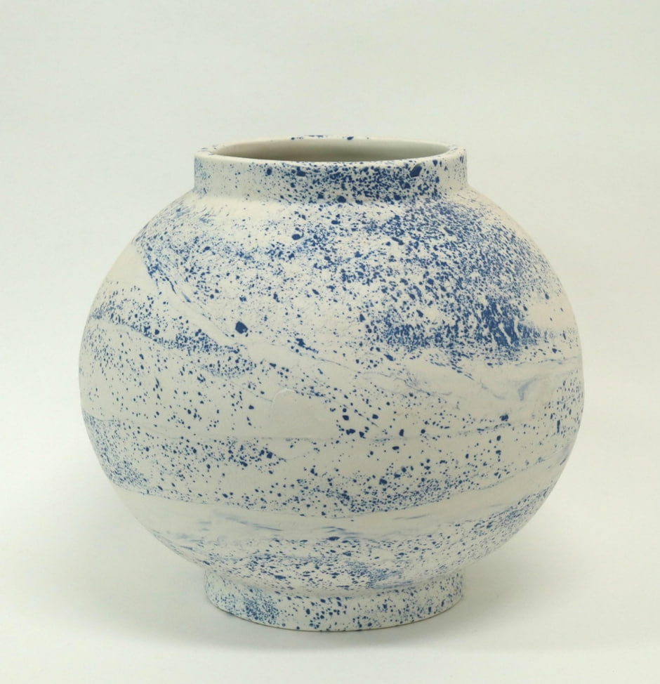 Blue Moon jar, 2025, Mixed-Clay Porcelain, 35 x 31.5 cm
